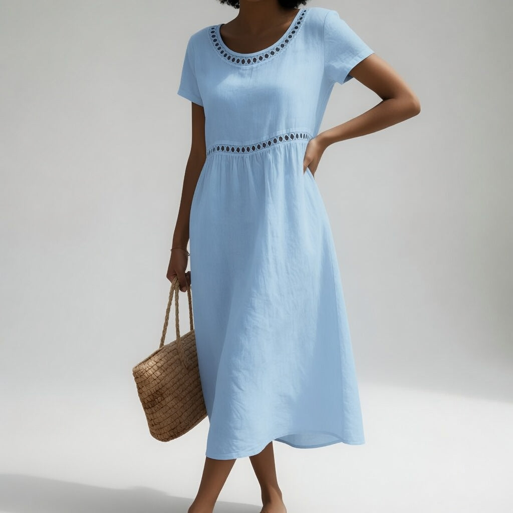 Elena | Robe Élégante Brodée – Bleu Clair