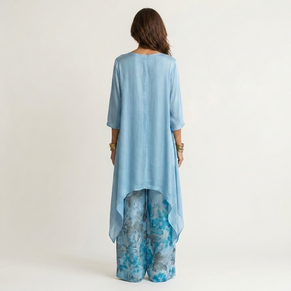 Maya | Ensemble Asymétrique en Coton et Soie - Bleu Ciel, vue de dos