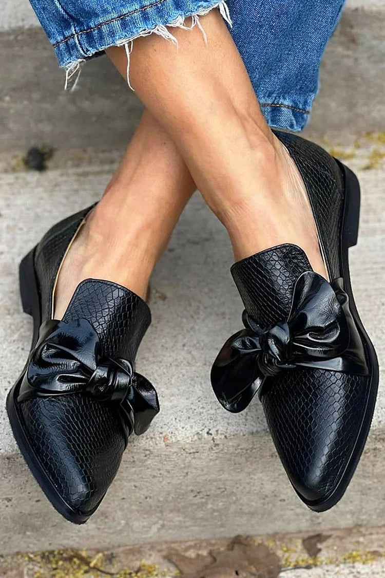 Ève | Mocassins Noirs à Nœud Brillant – vue de face