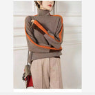 Aurélie pull col roulé chevron bicolore, coloris orange