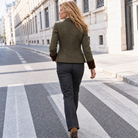 Anaïs | Blazer Vintage à Chevrons olive, vue de dos