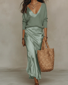 Maya | Robe Satinée et Pull Assorti – Vert Sauge