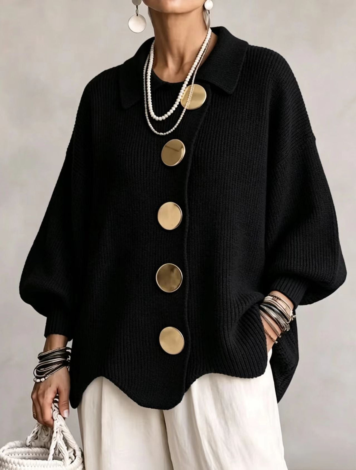 Lola | Cardigan Oversize à Gros Boutons Dorés - Noir