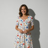 Sophie Rotes Blumenmuster Video